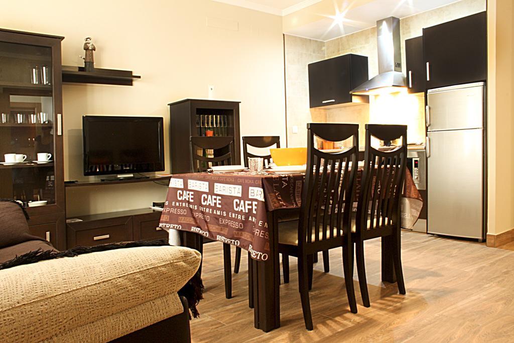 Apartamentos Turisticos Cullar Vega Room photo