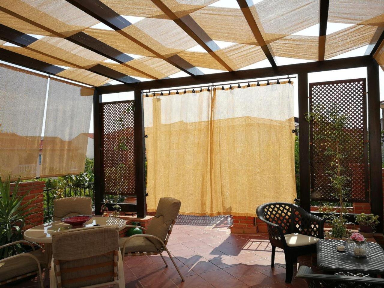 Apartamentos Turisticos Cullar Vega Exterior photo